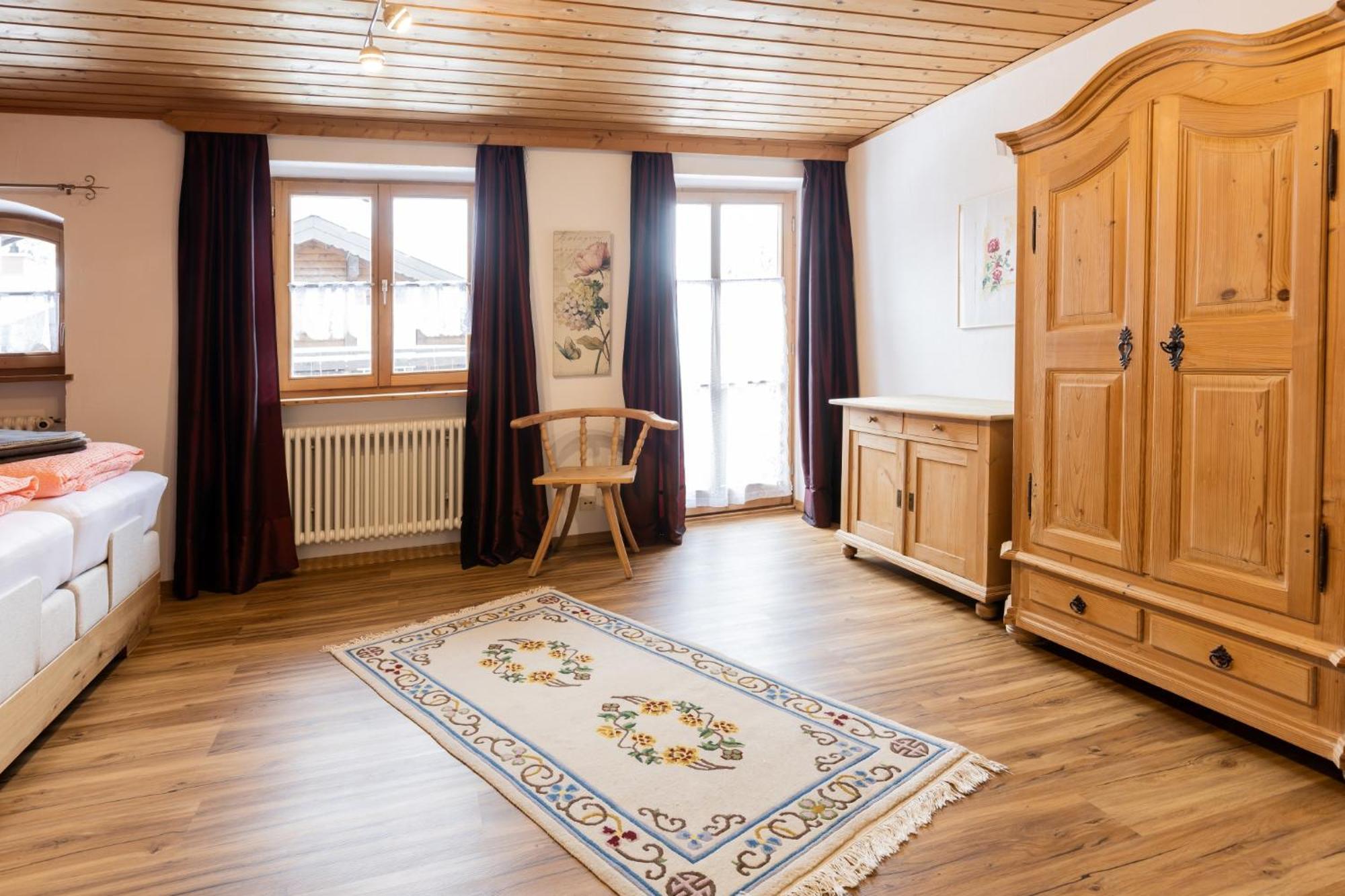 Ferienwohnungen Oberstdorf Schwartges Esterno foto